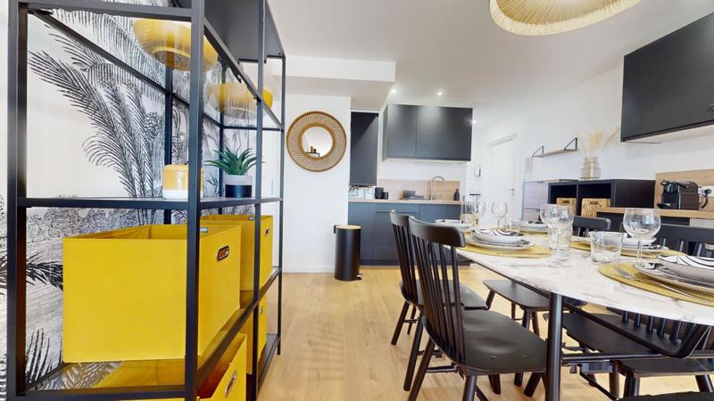 Appartement - 89 m² - 6 pièces