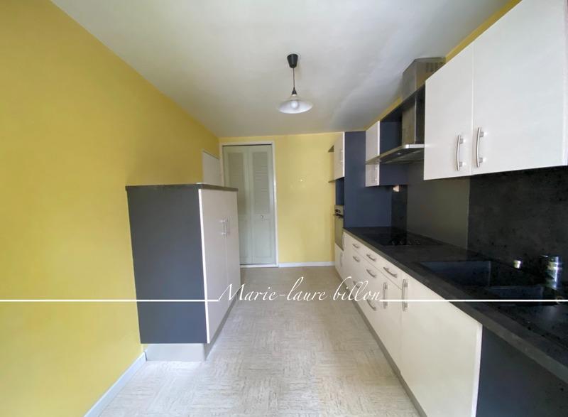 Appartement - 79 m² - 4 pièces