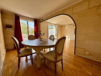 Appartement - 98 m² - 3 pièces