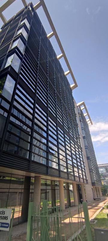 Bureau - 73 m² - 1 pièce