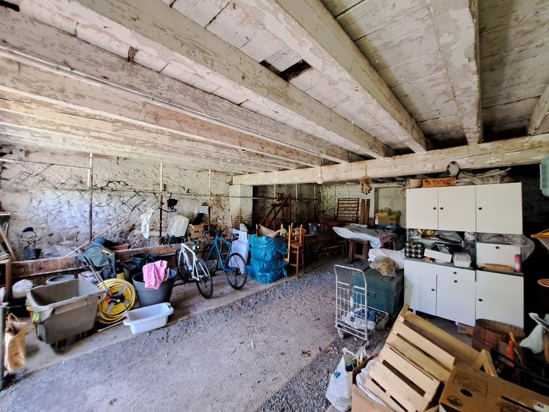 Maison - 207 m² - 6 pièces