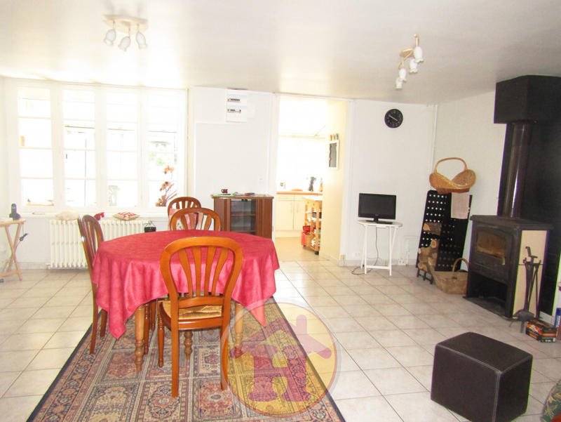 Maison - 105 m² - 4 pièces