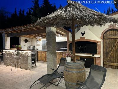 Propriété - 200 m² - 7 pièces