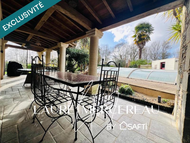 Maison - 180 m² - 7 pièces