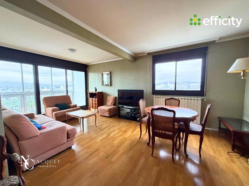 Appartement - 75 m² - 3 pièces