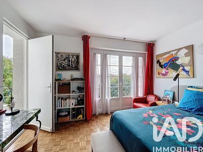 Appartement - 181 m² - 7 pièces