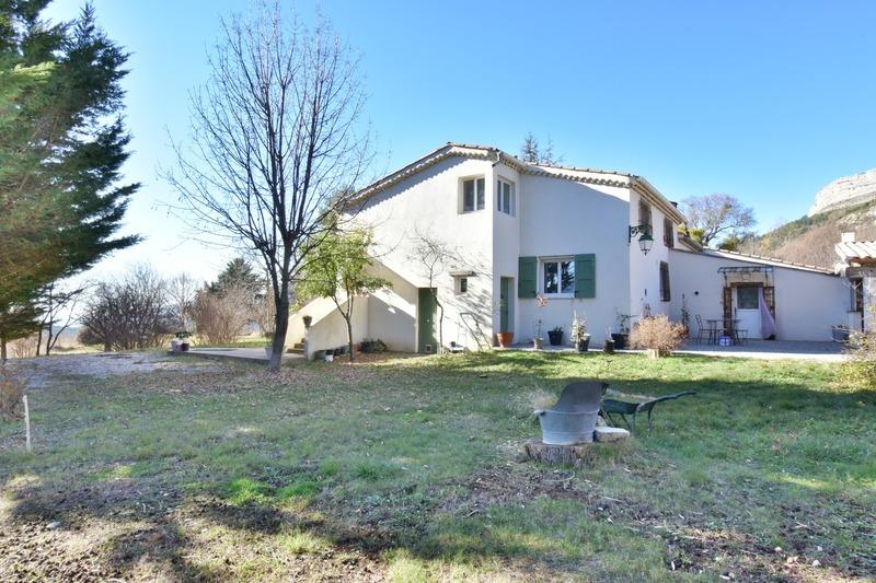 Maison de campagne - 210 m² - 8 pièces
