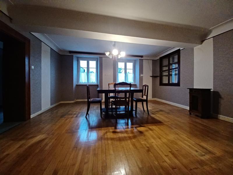 Maison - 170 m² - 6 pièces