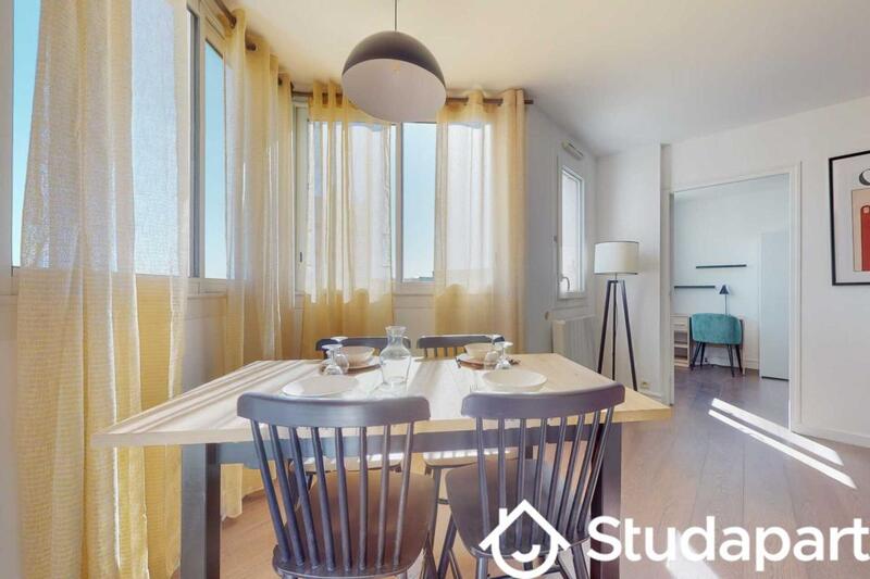 Chambre - 14 m² - 1 pièce