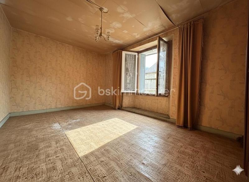 Maison de village - 105 m² - 5 pièces