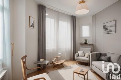 Maison - 190 m² - 11 pièces