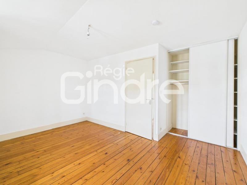 Appartement - 64 m² - 2 pièces