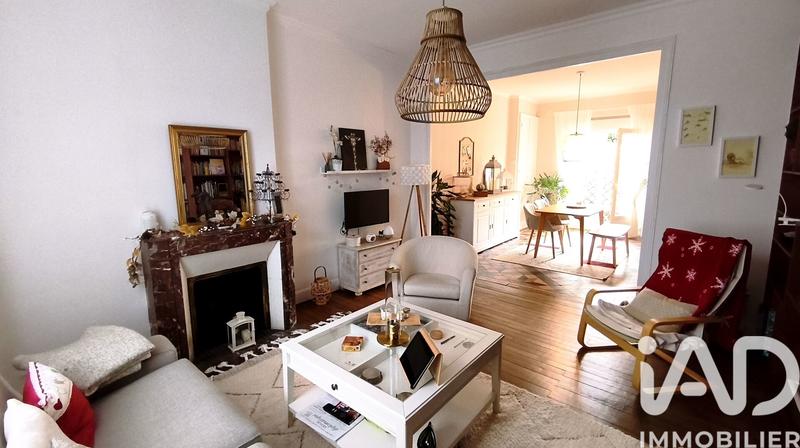 Maison - 140 m² - 8 pièces