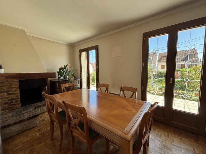 Maison - 110 m² - 5 pièces