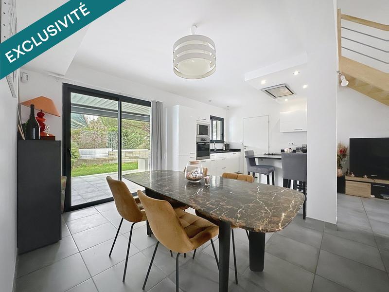 Maison - 118 m² - 4 pièces