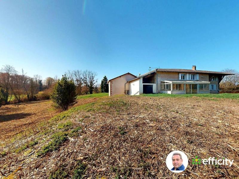 Maison - 222 m² - 5 pièces