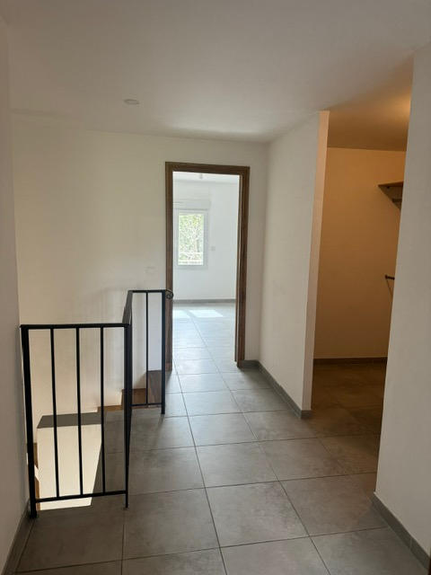 Appartement - 92 m² - 3 pièces