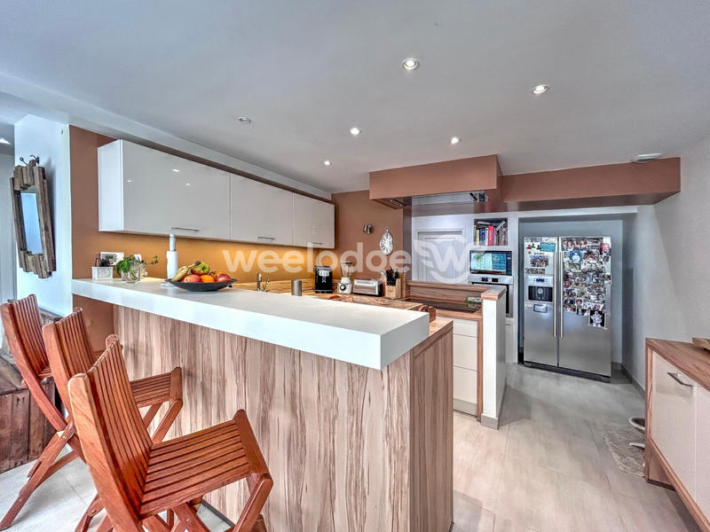 Maison ancienne - 216 m² - 8 pièces