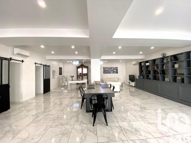 Loft - 134 m² - 2 pièces