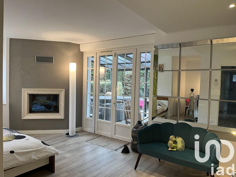 Maison de ville - 200 m² - 6 pièces