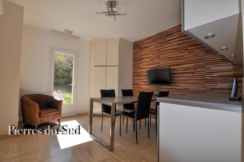 Maison - 350 m² - 6 pièces