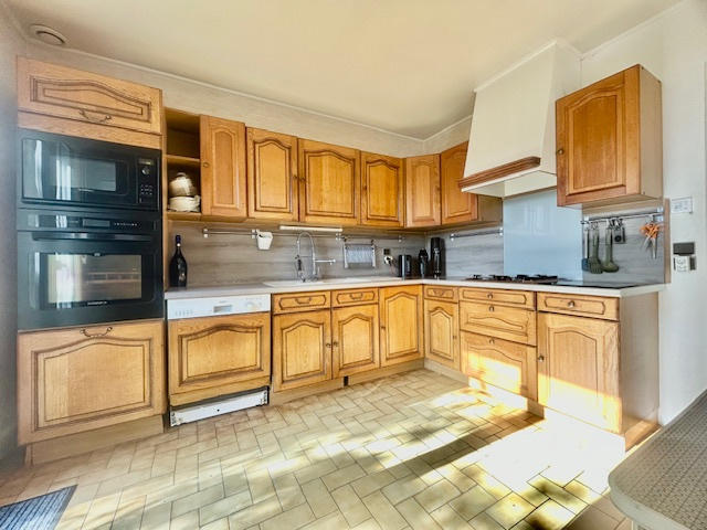 Maison - 82 m² - 5 pièces