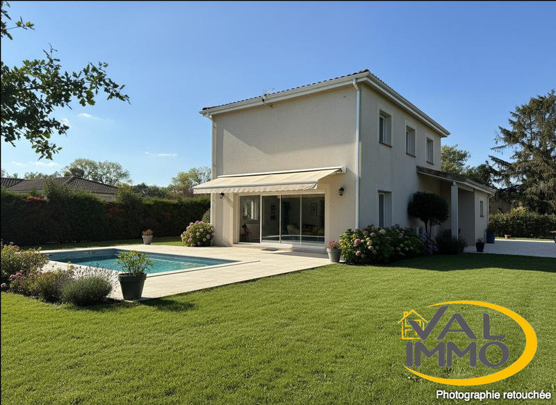 Maison - 140 m² - 6 pièces