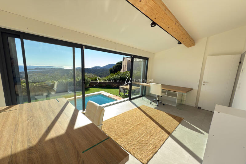 Villa - 108 m² - 4 pièces