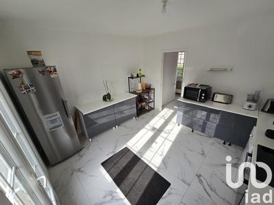 Maison - 122 m² - 7 pièces