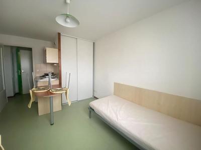 Appartement - 18 m² - 1 pièce