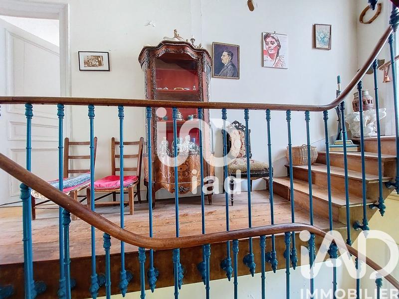 Maison - 342 m² - 8 pièces