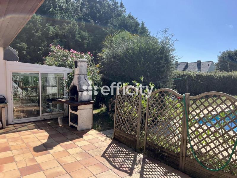 Maison - 830 m² - 14 pièces