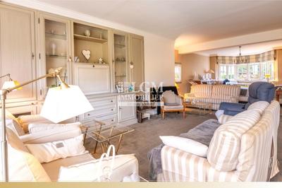 Maison - 165 m² - 5 pièces