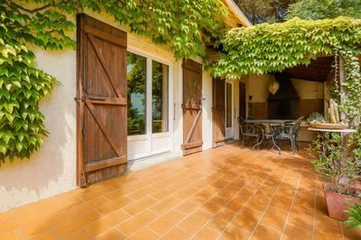 Maison - 300 m² - 9 pièces