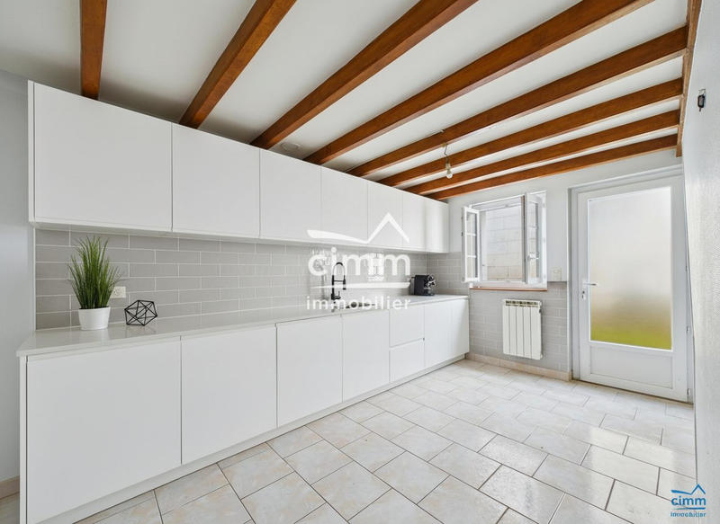 Maison - 96 m² - 3 pièces