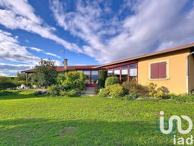 Maison - 178 m² - 8 pièces