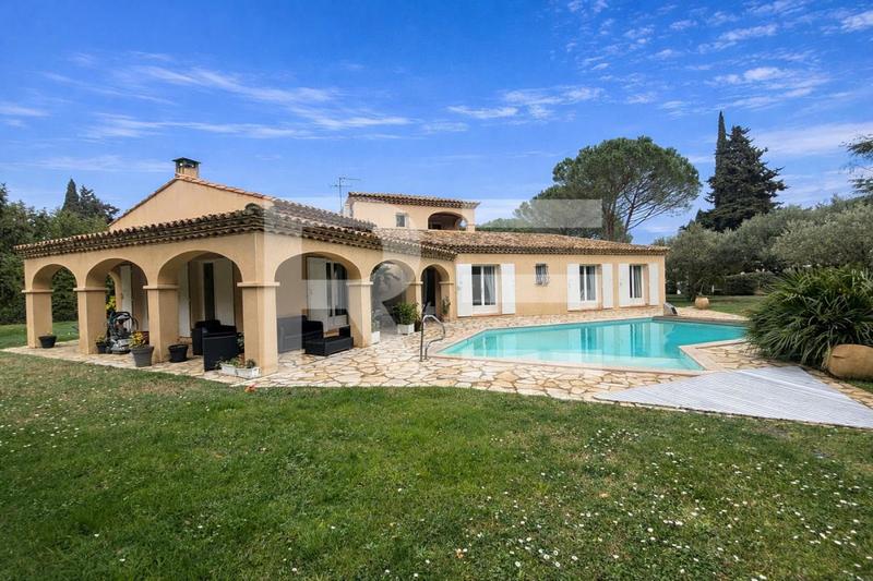 Maison de campagne - 180 m² - 6 pièces