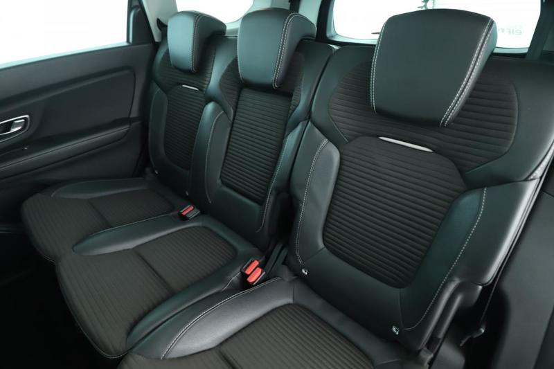 Renault Grand Scénic 1.3 TCe Intens 7pl 140 ch