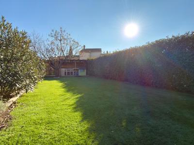 Maison - 102 m² - 4 pièces