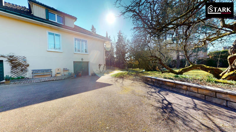 Maison ancienne - 235 m² - 8 pièces