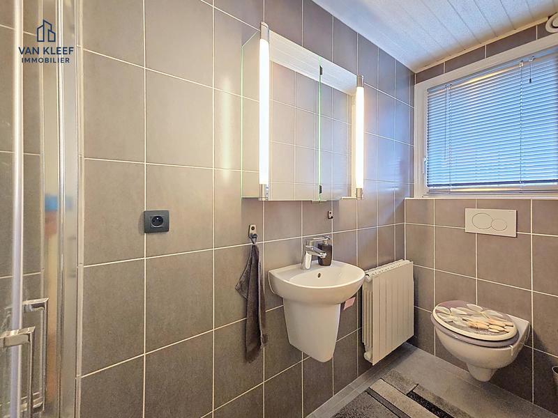 Maison traditionnelle - 94 m² - 4 pièces