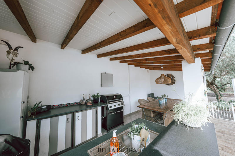 Villa - 180 m² - 5 pièces