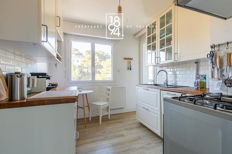 Appartement - 75 m² - 4 pièces