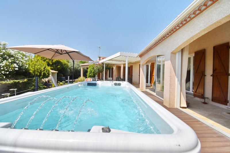 Villa - 183 m² - 6 pièces