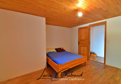 Maison - 194 m² - 10 pièces