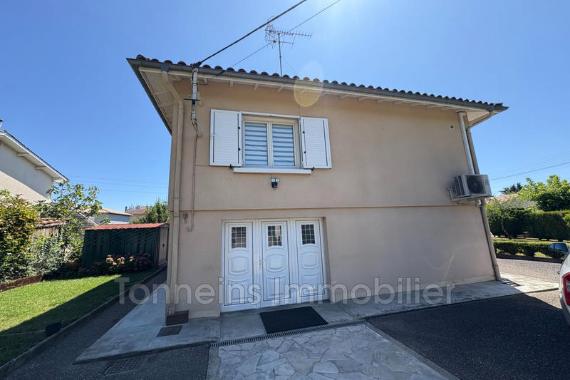 Maison - 90 m² - 5 pièces