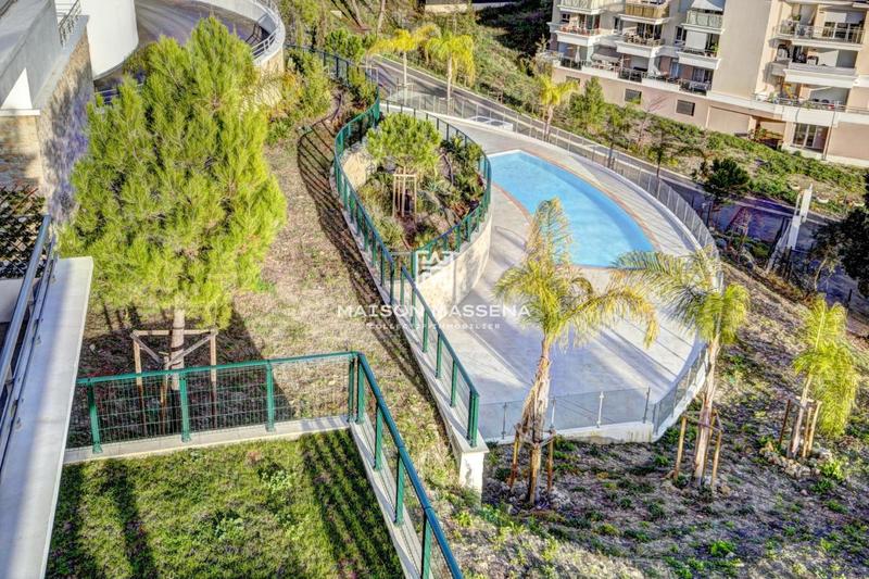 Appartement - 157 m² - 5 pièces