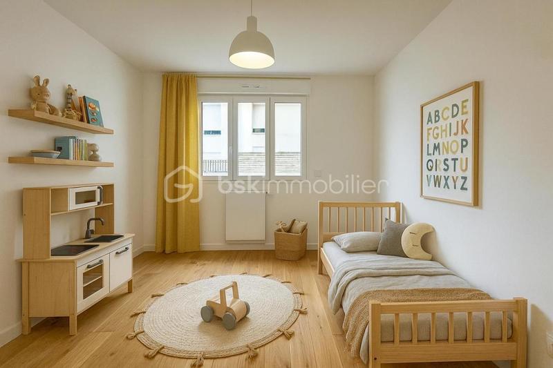 Appartement - 90 m² - 4 pièces