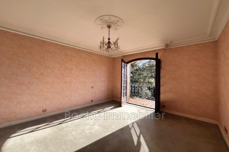 Maison - 187 m² - 6 pièces