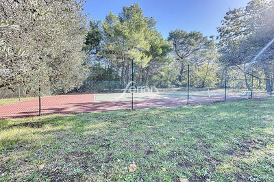 Propriété - 400 m² - 9 pièces